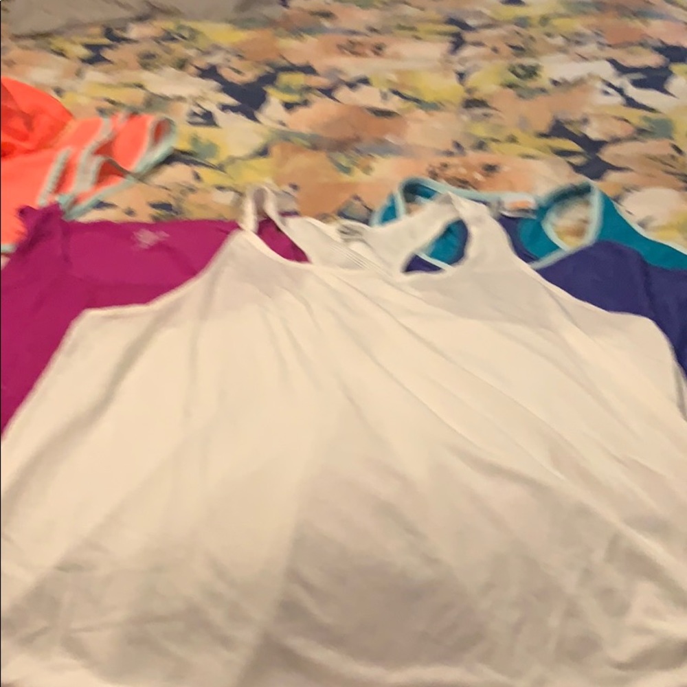 Set of 3 athletic tank size 2x